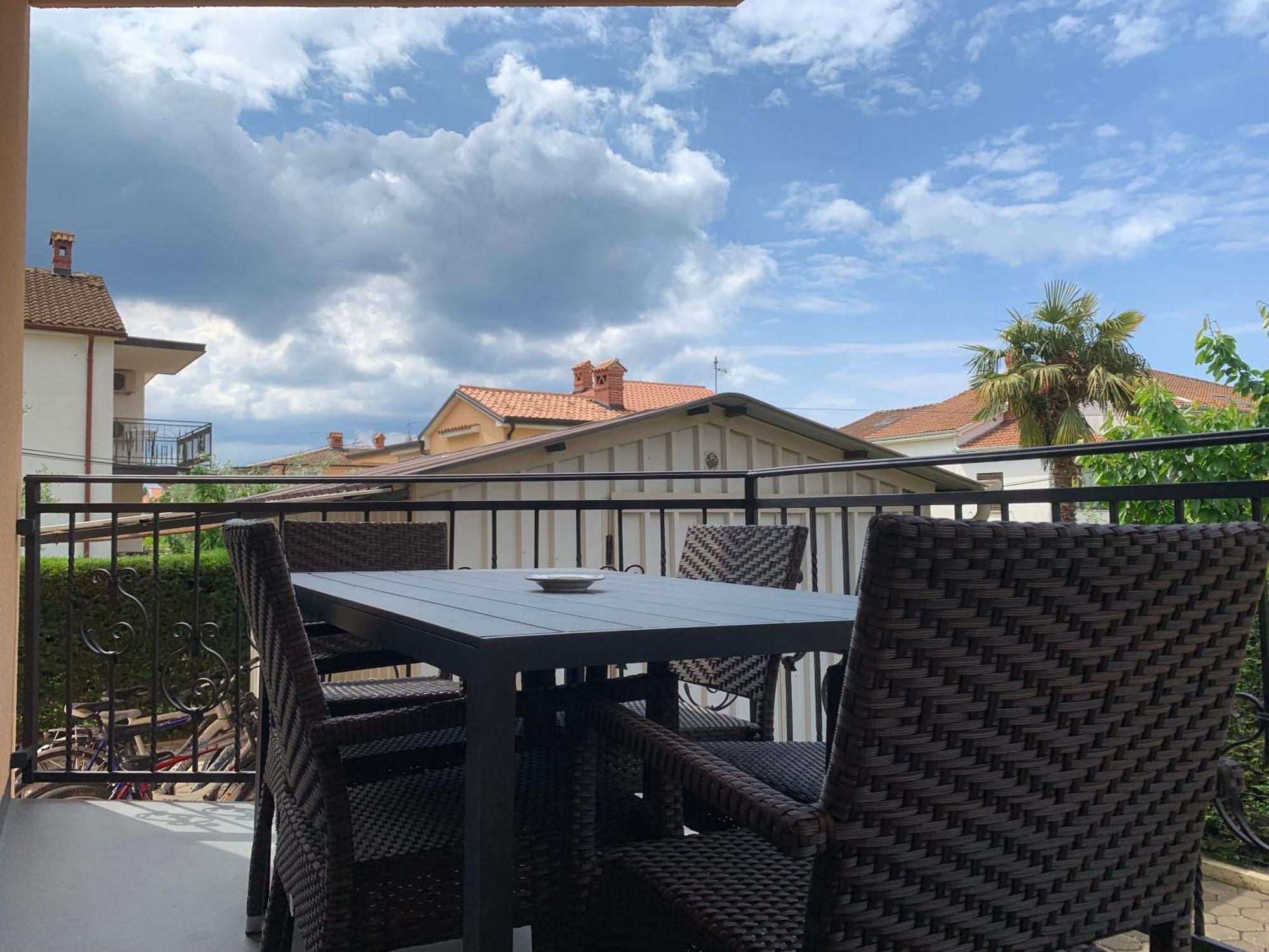 基威公寓 Novigrad Istria 外观 照片